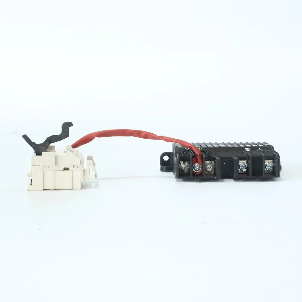 mccb accessories Under voltage contact ac230V ac380V dc240v dc 24v with wiring or termial Gallery image 6